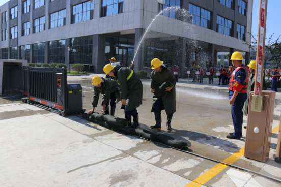 “以‘演’促防 以‘練’備戰(zhàn)”公司保稅區(qū)廠區(qū)開展2024年自然災(zāi)害（防臺風(fēng)、防汛）處置演練活動650.png